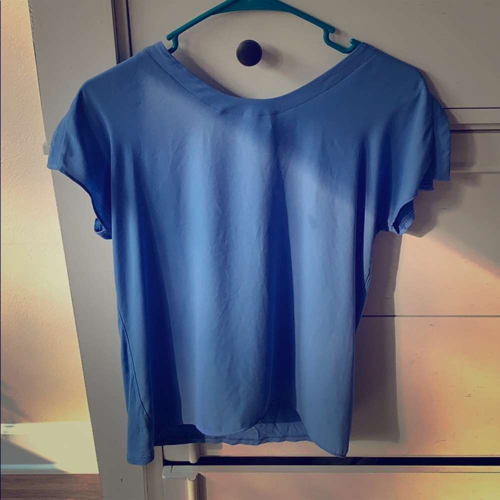 Short sleeve shirt
